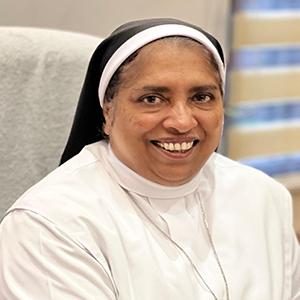 SR. AYONA